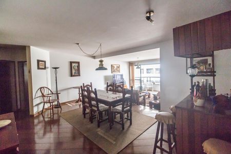 Apartamento à venda com 172m², 3 quartos e 2 vagasSala de Jantar