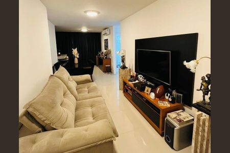 Sala  de apartamento para alugar com 2 quartos, 79m² em Camorim, Rio de Janeiro