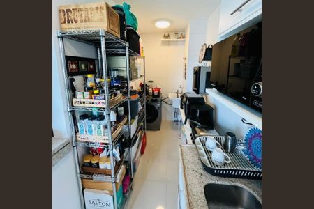 Cozinha de apartamento para alugar com 2 quartos, 79m² em Camorim, Rio de Janeiro