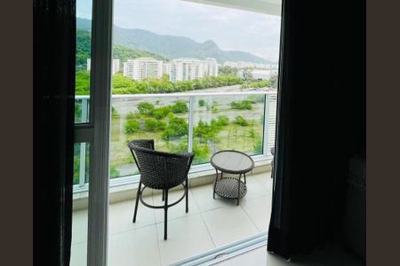 Apartamento para alugar com 79m², 2 quartos e 1 vagaVaranda