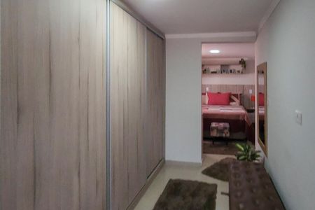 Casa à venda com 125m², 2 quartos e 2 vagas Casa à venda com 125m², 2 quartos e 2 vagasSuíte