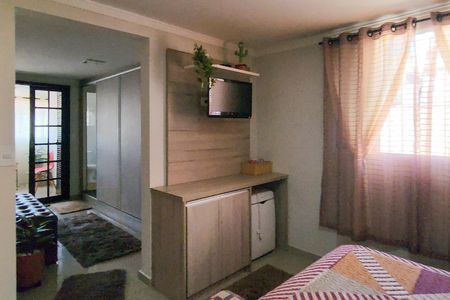 Casa à venda com 125m², 2 quartos e 2 vagas Casa à venda com 125m², 2 quartos e 2 vagasSuíte