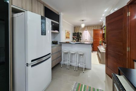 Casa à venda com 125m², 2 quartos e 2 vagas Casa à venda com 125m², 2 quartos e 2 vagasCozinha