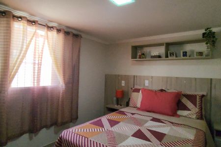 Casa à venda com 125m², 2 quartos e 2 vagas Casa à venda com 125m², 2 quartos e 2 vagasSuíte