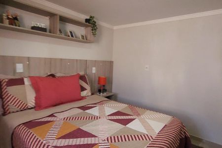 Casa à venda com 125m², 2 quartos e 2 vagas Casa à venda com 125m², 2 quartos e 2 vagasSuíte