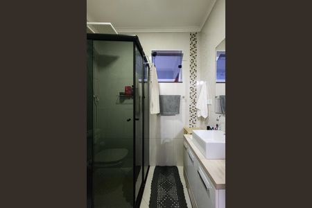 Casa à venda com 125m², 2 quartos e 2 vagas Casa à venda com 125m², 2 quartos e 2 vagasBanheiro