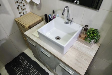 Casa à venda com 125m², 2 quartos e 2 vagas Casa à venda com 125m², 2 quartos e 2 vagasBanheiro