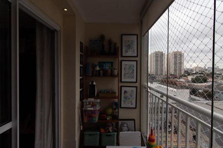 Apartamento à venda com 67m², 2 quartos e 1 vaga Apartamento à venda com 67m², 2 quartos e 1 vagaSacada