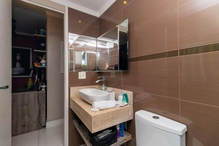 Apartamento à venda com 67m², 2 quartos e 1 vaga Apartamento à venda com 67m², 2 quartos e 1 vagaBanheiro