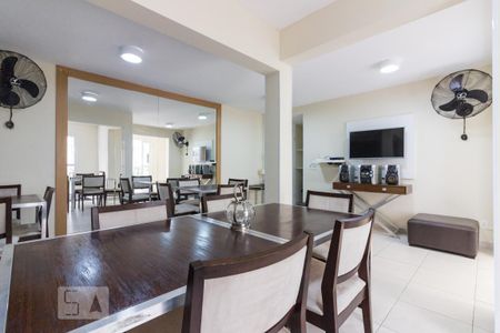 Apartamento à venda com 67m², 2 quartos e 1 vaga Apartamento à venda com 67m², 2 quartos e 1 vagaÁrea comum - Salão de festas