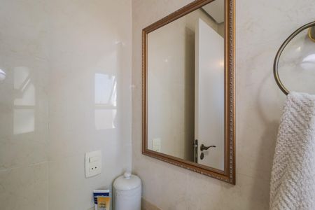 Apartamento à venda com 131m², 3 quartos e 2 vagas Apartamento à venda com 131m², 3 quartos e 2 vagasBanheiro da Suíte 3