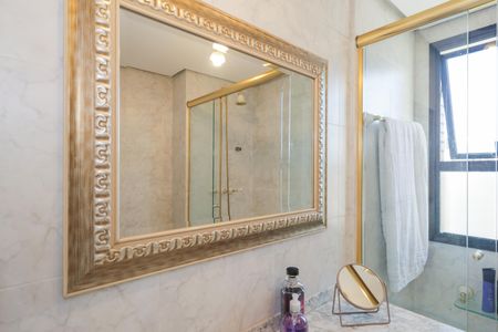 Apartamento à venda com 131m², 3 quartos e 2 vagas Apartamento à venda com 131m², 3 quartos e 2 vagasBanheiro da Suíte 1