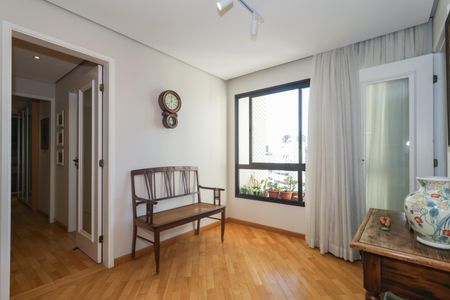 Apartamento à venda com 131m², 3 quartos e 2 vagas Apartamento à venda com 131m², 3 quartos e 2 vagasSala