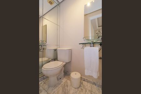 Apartamento à venda com 131m², 3 quartos e 2 vagas Apartamento à venda com 131m², 3 quartos e 2 vagasLavabo