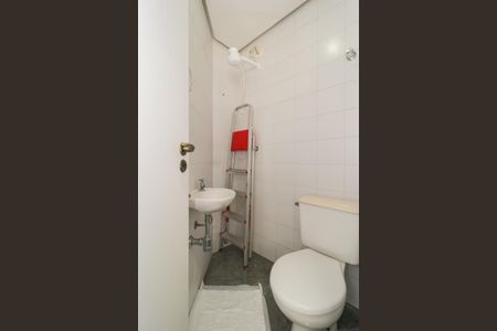 Apartamento à venda com 131m², 3 quartos e 2 vagas Apartamento à venda com 131m², 3 quartos e 2 vagasÁrea de Serviço