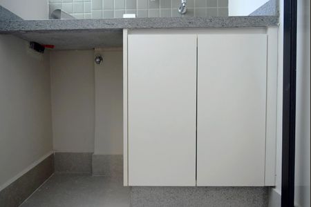 Apartamento à venda com 64m², 1 quarto e 1 vagaÁrea de Serviço