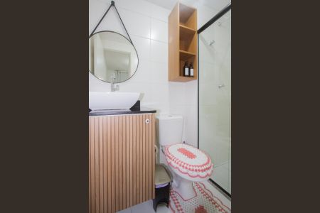 Banheiro Social de apartamento para alugar com 1 quarto, 29m² em Vila das Belezas, São Paulo