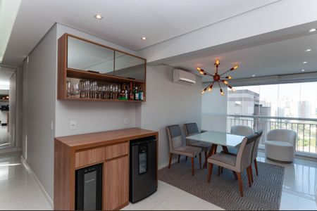 Apartamento para alugar com 110m², 3 quartos e 2 vagas Apartamento para alugar com 110m², 3 quartos e 2 vagasSala