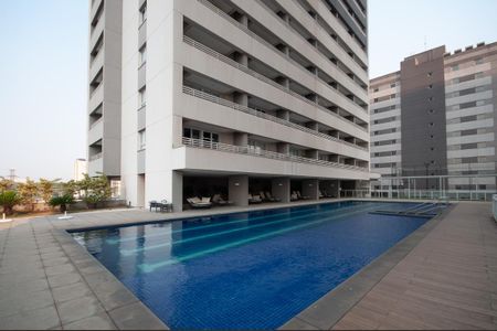 Apartamento para alugar com 110m², 3 quartos e 2 vagas Apartamento para alugar com 110m², 3 quartos e 2 vagasÁrea Comum - Piscina