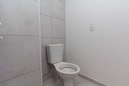 Apartamento para alugar com 39m², 2 quartos e sem vagaBanheiro
