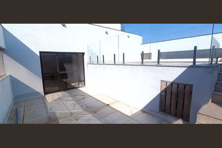 Apartamento à venda com 300m², 5 quartos e 5 vagas Apartamento à venda com 300m², 5 quartos e 5 vagasVaranda gourmet