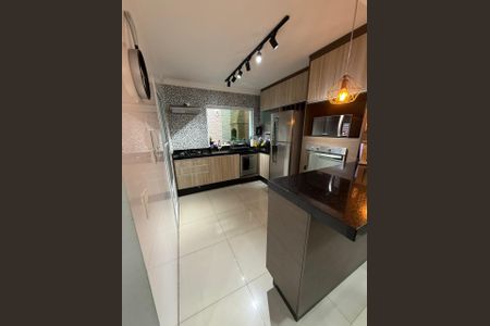 Casa de condomínio à venda com 130m², 3 quartos e 2 vagasCozinha