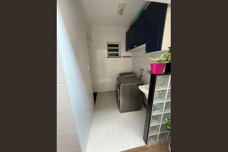 Casa de condomínio à venda com 130m², 3 quartos e 2 vagasÁrea de Serviço