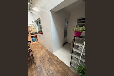 Casa de condomínio à venda com 130m², 3 quartos e 2 vagasÁrea de Serviço