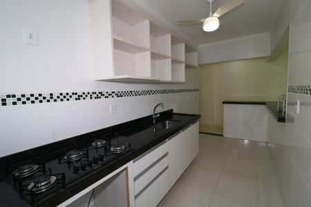 Apartamento para alugar com 86m², 2 quartos e 2 vagasCozinha