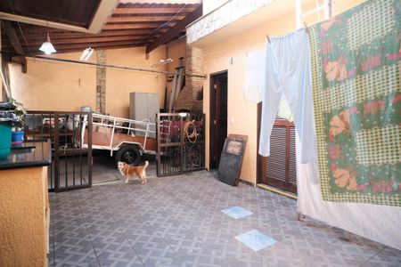 Casa para alugar com 308m², 3 quartos e 13 vagasÁrea externa