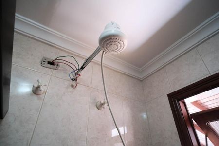 Casa para alugar com 308m², 3 quartos e 13 vagasBanheiro 1