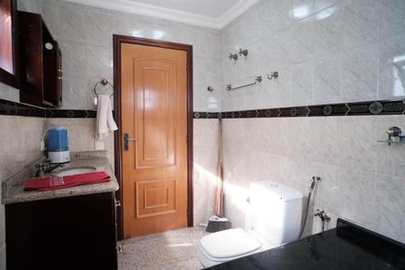 Casa para alugar com 308m², 3 quartos e 13 vagasBanheiro da Suíte