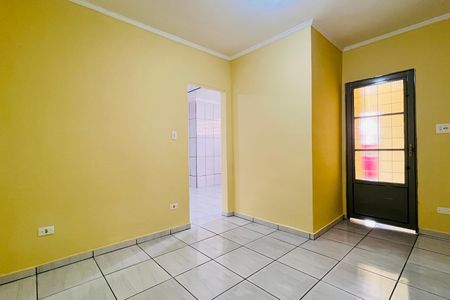 Casa à venda com 300m², 2 quartos e 2 vagasSala