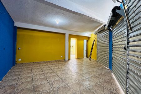Casa à venda com 300m², 2 quartos e 2 vagasGaragem