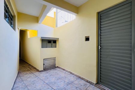 Casa à venda com 300m², 2 quartos e 2 vagasÁrea externa