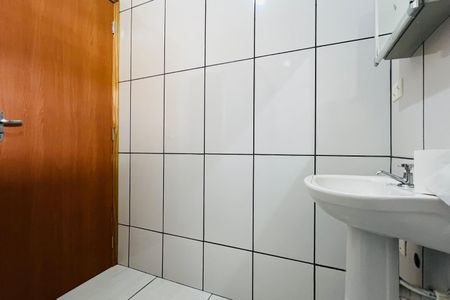 Casa à venda com 300m², 2 quartos e 2 vagasBanheiro