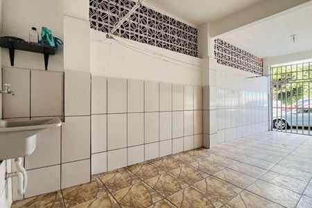 Casa à venda com 300m², 2 quartos e 2 vagasGaragem