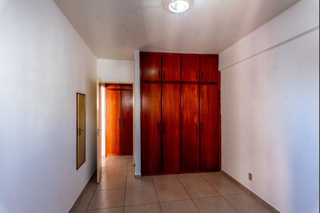 Apartamento à venda com 84m², 1 quarto e 1 vagaQuarto