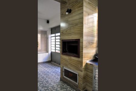 Casa à venda com 244m², 5 quartos e 5 vagas Casa à venda com 244m², 5 quartos e 5 vagasÁrea de serviço