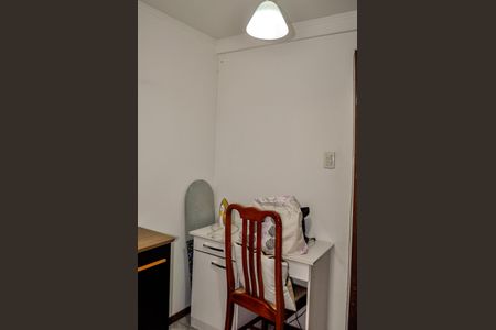 Casa à venda com 244m², 5 quartos e 5 vagas Casa à venda com 244m², 5 quartos e 5 vagasSala