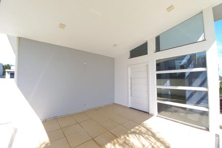 Casa de condomínio para alugar com 190m², 3 quartos e 4 vagas Casa de condomínio para alugar com 190m², 3 quartos e 4 vagasGaragem