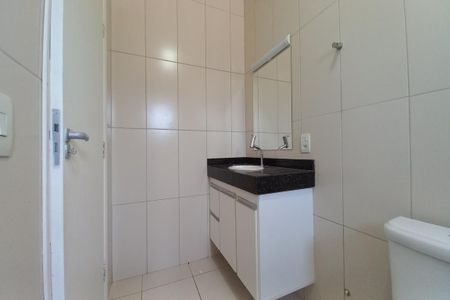 Casa de condomínio para alugar com 190m², 3 quartos e 4 vagas Casa de condomínio para alugar com 190m², 3 quartos e 4 vagasBanheiro da suíte 3