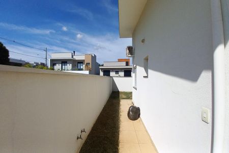 Casa de condomínio para alugar com 190m², 3 quartos e 4 vagas Casa de condomínio para alugar com 190m², 3 quartos e 4 vagasCorredor
