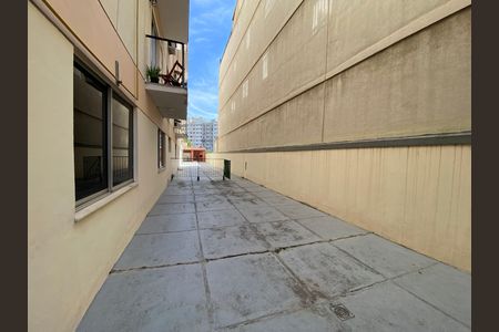 Apartamento à venda com 51m², 2 quartos e 1 vaga Apartamento à venda com 51m², 2 quartos e 1 vagaÁrea comum - Playground