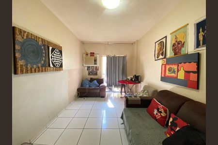 Apartamento à venda com 51m², 2 quartos e 1 vaga Apartamento à venda com 51m², 2 quartos e 1 vagaSala