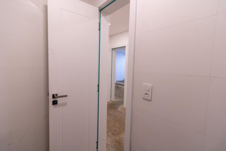 Casa à venda com 1106m², 3 quartos e 8 vagasBanheiro de serviço