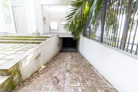 Casa à venda com 1106m², 3 quartos e 8 vagasGaragem