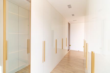 Casa à venda com 1106m², 3 quartos e 8 vagasCloset da suíte 2