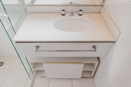 Apartamento à venda com 141m², 4 quartos e 3 vagasBanheiro