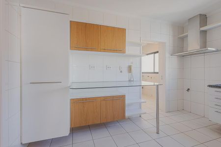 Apartamento à venda com 141m², 4 quartos e 3 vagasCozinha